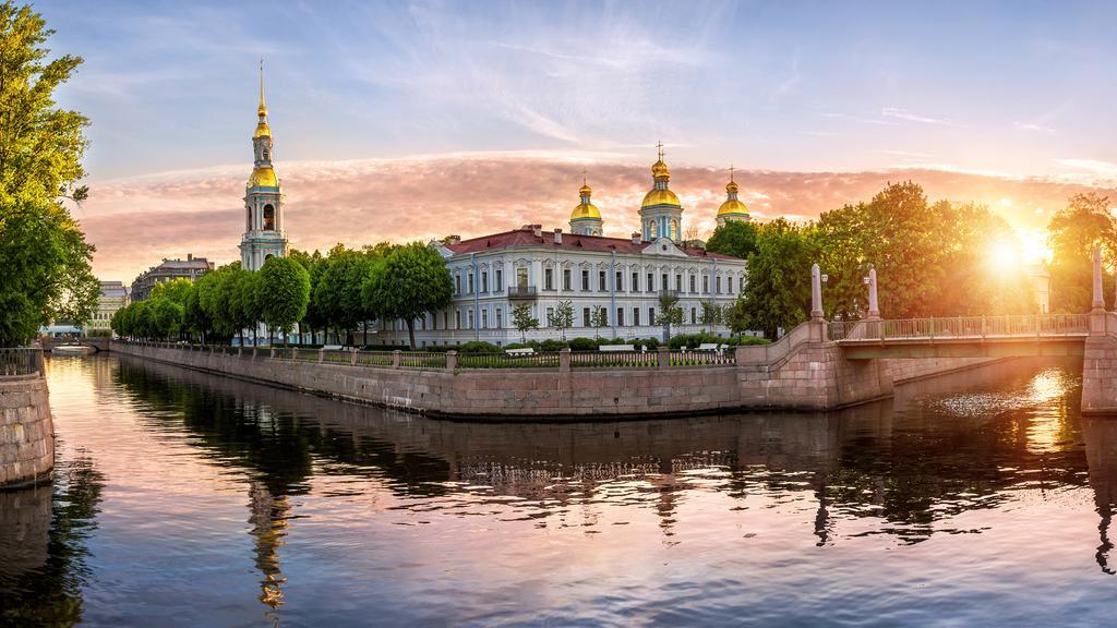 Premiera On Soyuza Pechatnikov Hotel Saint Petersburg Exterior photo